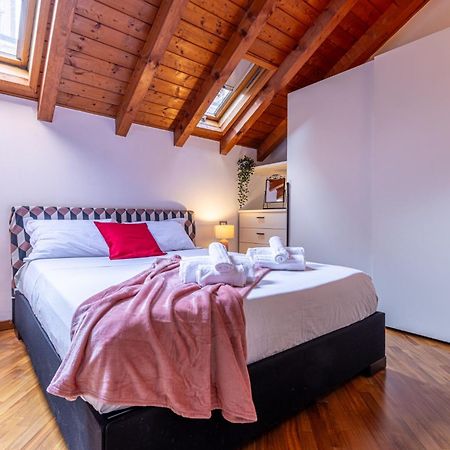 Romantic Suite Navigli - 15Min Duomo - Free Parking Мілан Екстер'єр фото