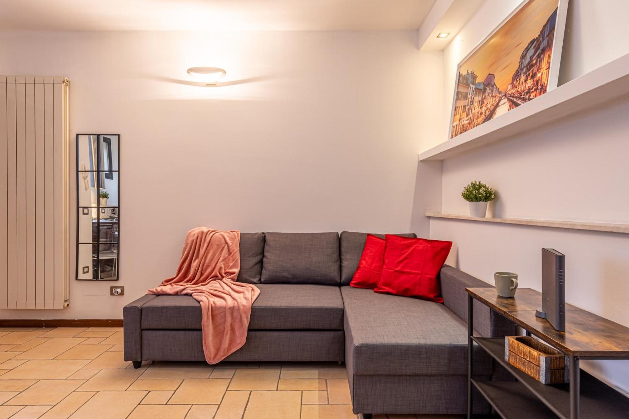 Romantic Suite Navigli - 15Min Duomo - Free Parking Мілан Екстер'єр фото