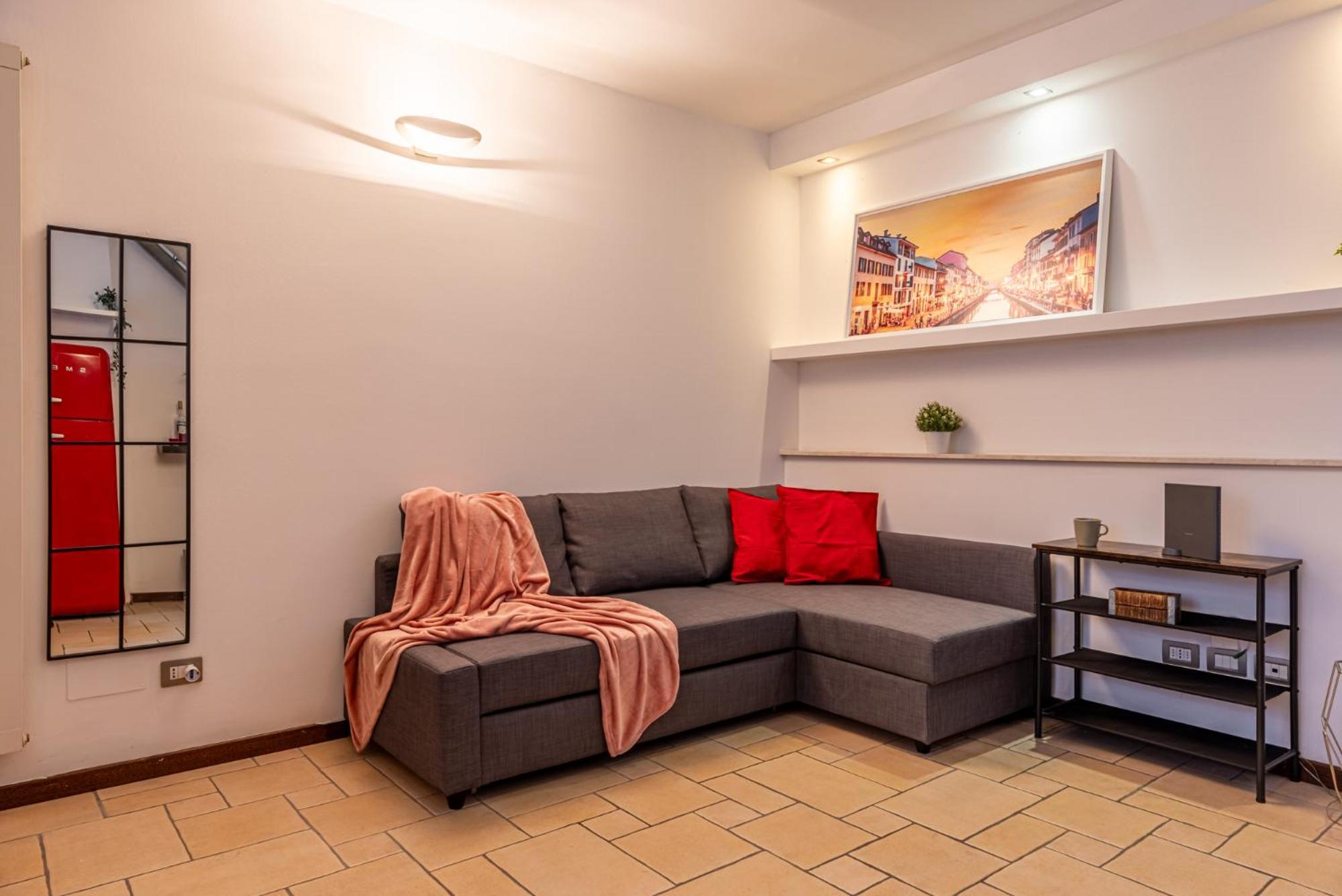 Romantic Suite Navigli - 15Min Duomo - Free Parking Мілан Екстер'єр фото