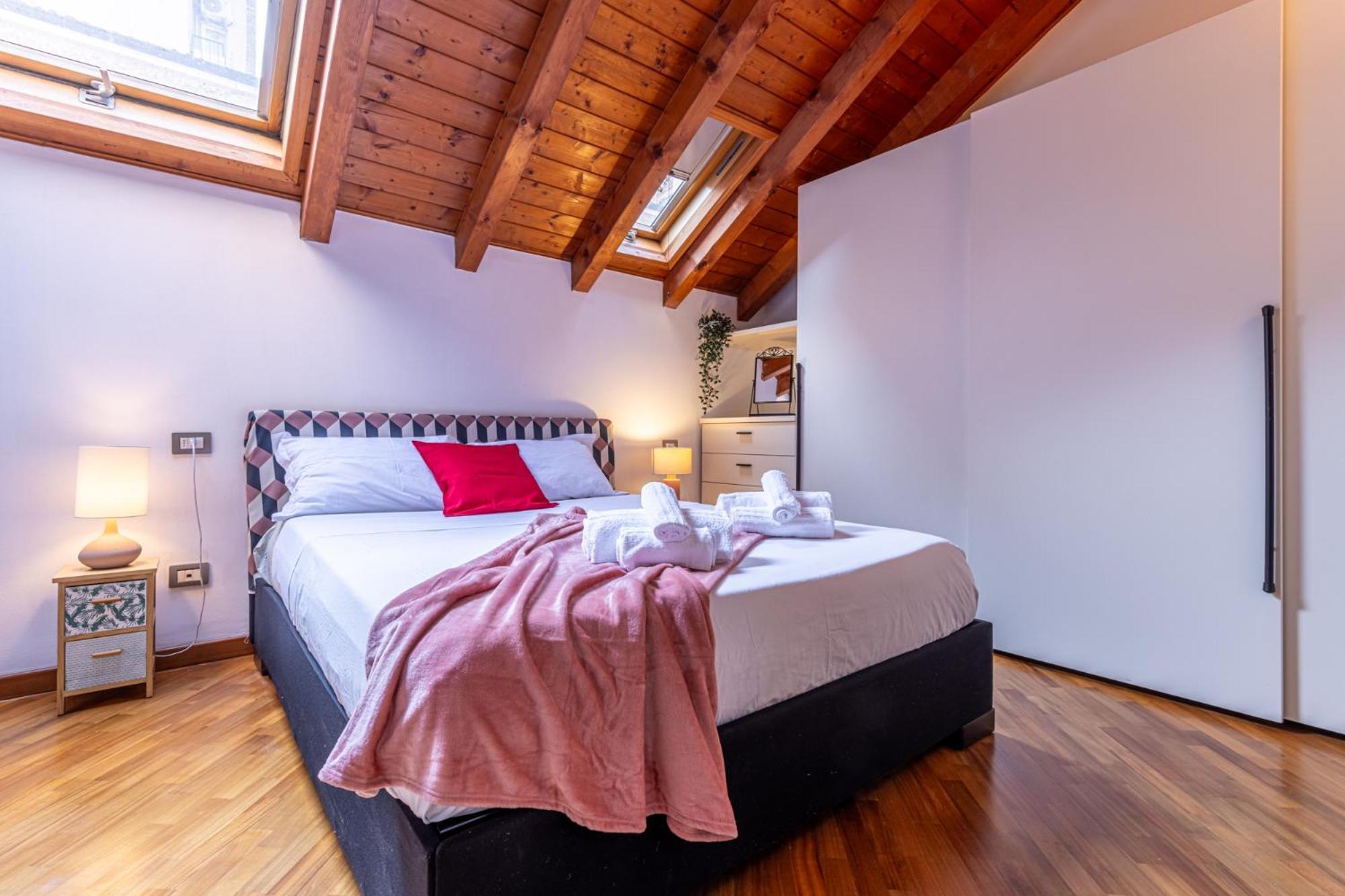 Romantic Suite Navigli - 15Min Duomo - Free Parking Мілан Екстер'єр фото
